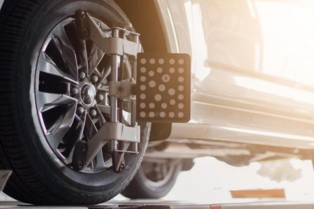 La carrosserie apr&egrave;s un choc demande un diagnostic pr&eacute;cis avant toute r&eacute;paration